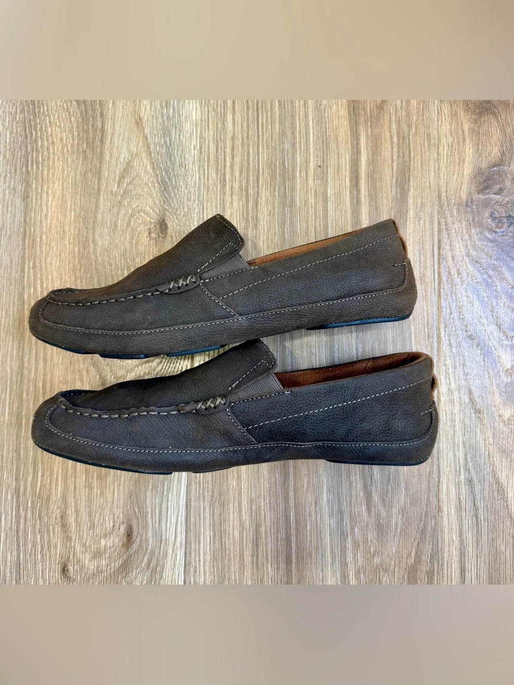 OluKai Akepa Moc Leather Loafers Dark Brown Men’s 10.5